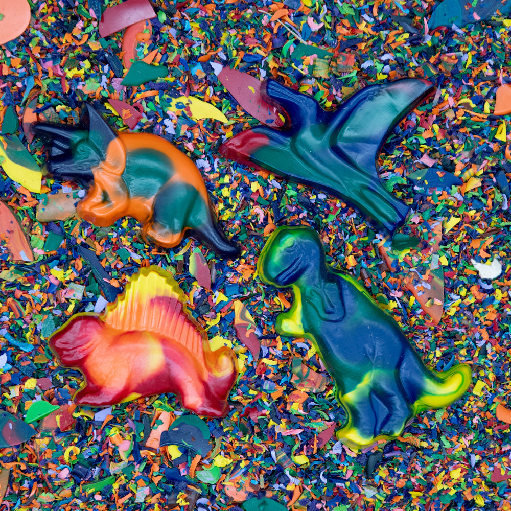 4 Tri-Color Realistic Dinosaur Crayon Set